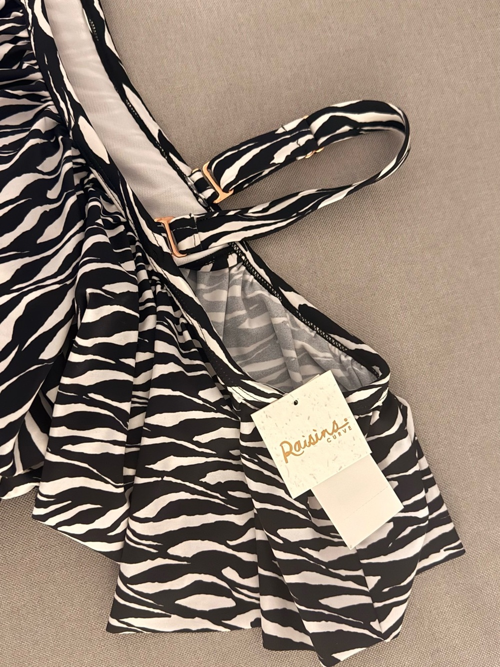 Raisins Curve Zebra Print Off Shoulder Tankini Top 22W Plus Size Swim NWT - Picture 4 of 6